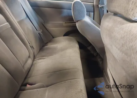 2002 Toyota Camry Le z USA, uszkodzony, nr VIN 4T1BE32K02U584885